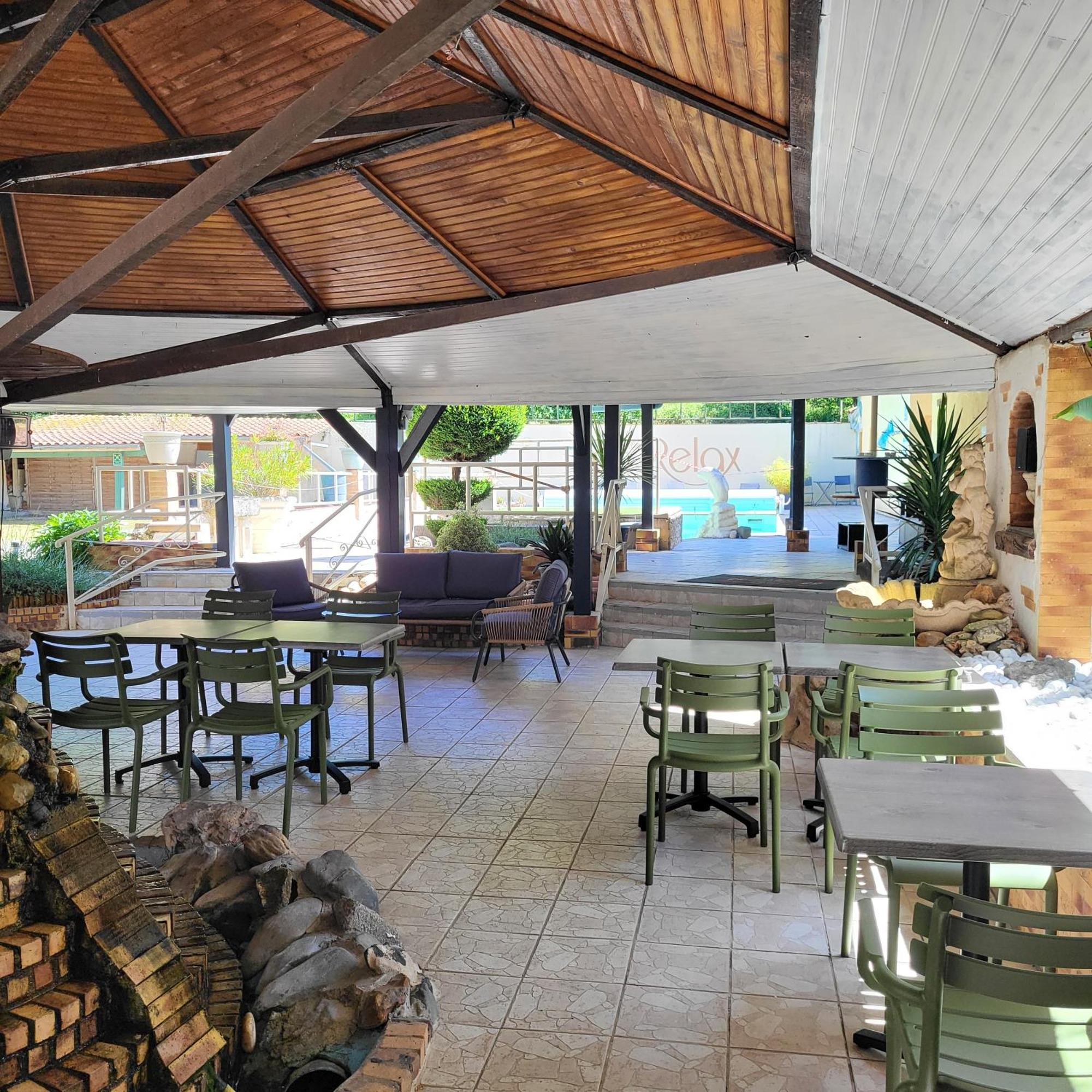 Hotel Le Relax Boulazac Isle Manoire Exteriér fotografie